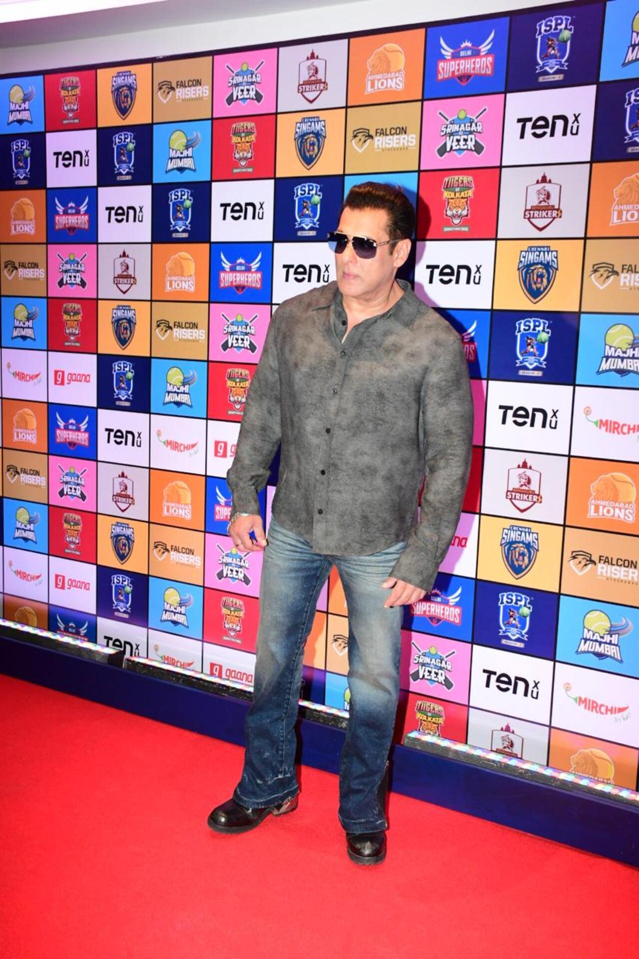 Salman Khan was also seen at the player auction of Indian Street Premier League (ISPL) Season 3.